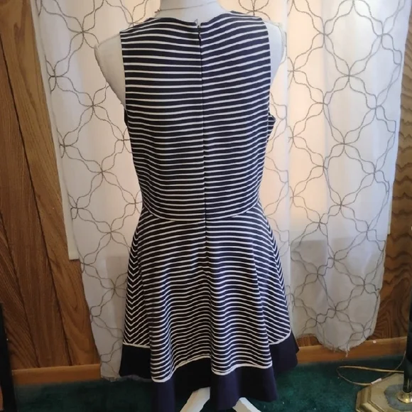 Kate Spade Broome Street Dress - Picture 5 of 7